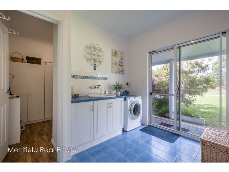 96 Home Road, Robinson WA 6330