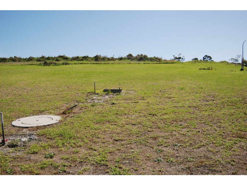 Lot 660,  Greyhound Circle, Gledhow WA 6330