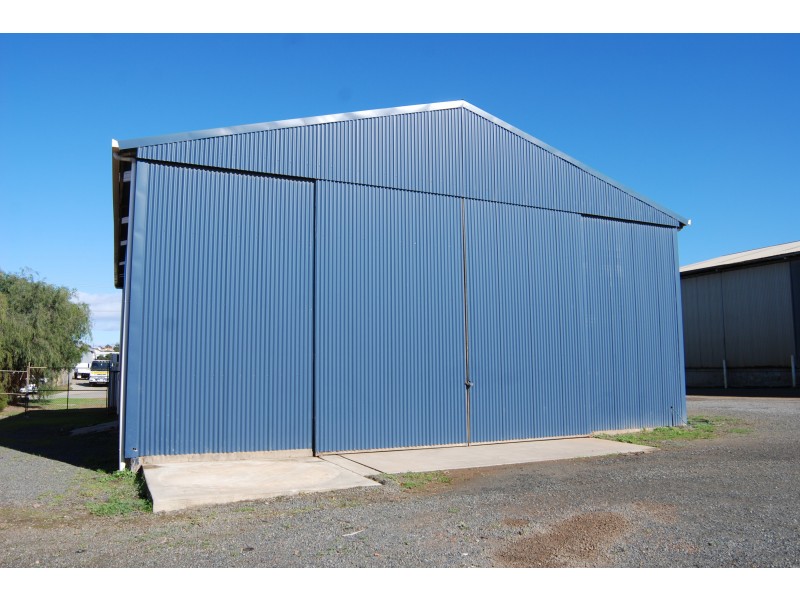 22A Kelly Street, Orana WA 6330