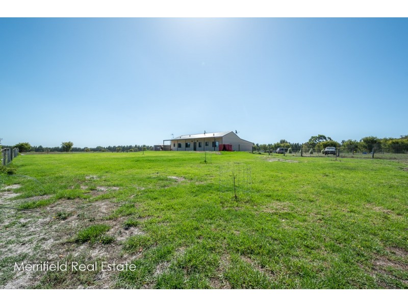 235 Corimup Road East, Manypeaks WA 6328