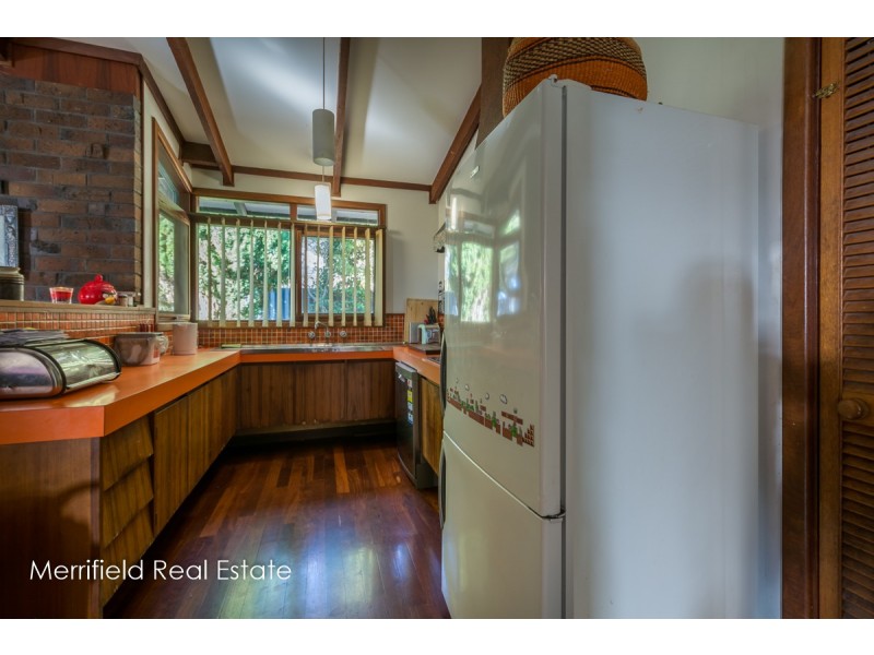 11 Breaksea Crescent, Collingwood Heights WA 6330