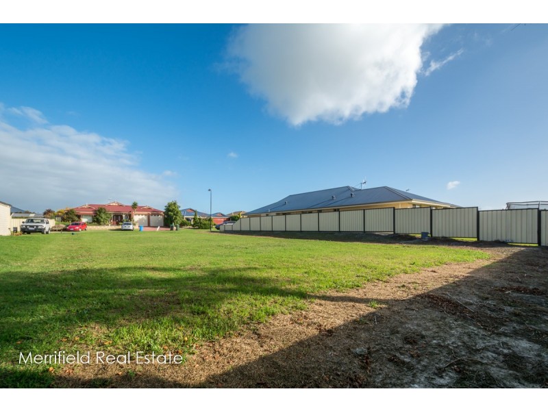 18 Pluto Rise, Mckail WA 6330