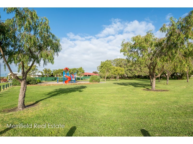 18 Pluto Rise, Mckail WA 6330