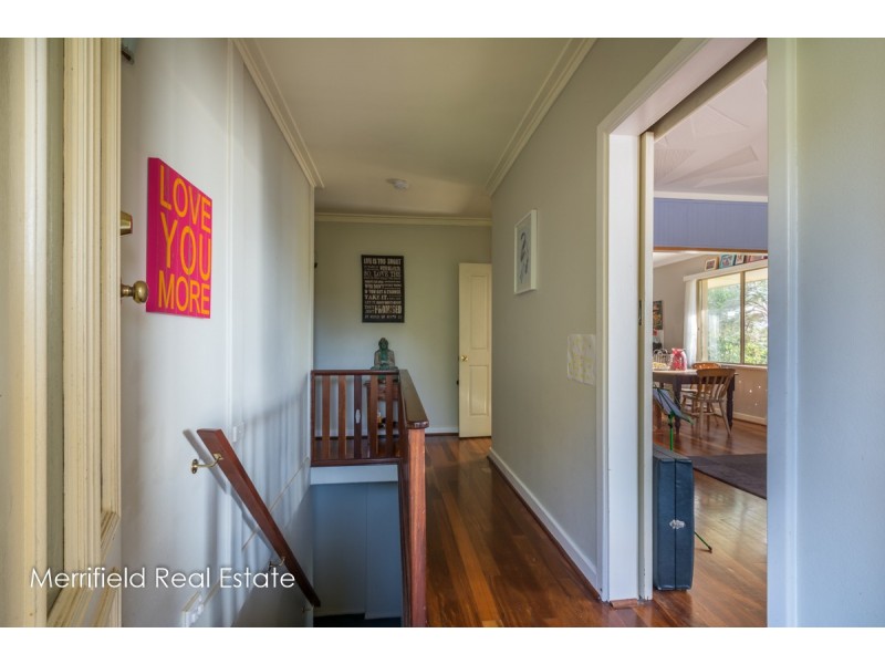 13 Victoria Street, Mount Melville WA 6330