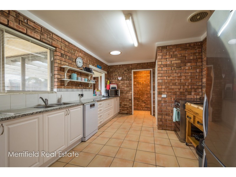 5 Michaelmas Way, Collingwood Heights WA 6330