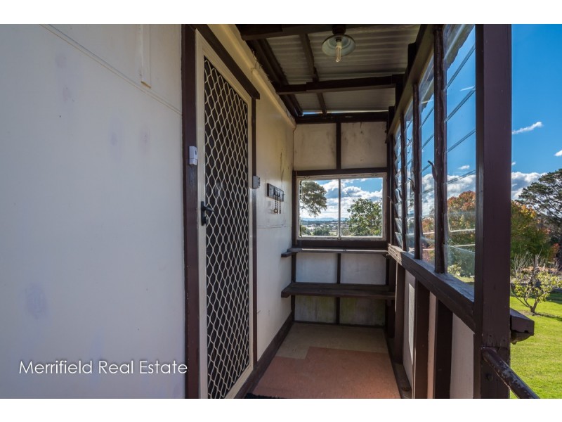 106 Burt Street, Mount Clarence WA 6330