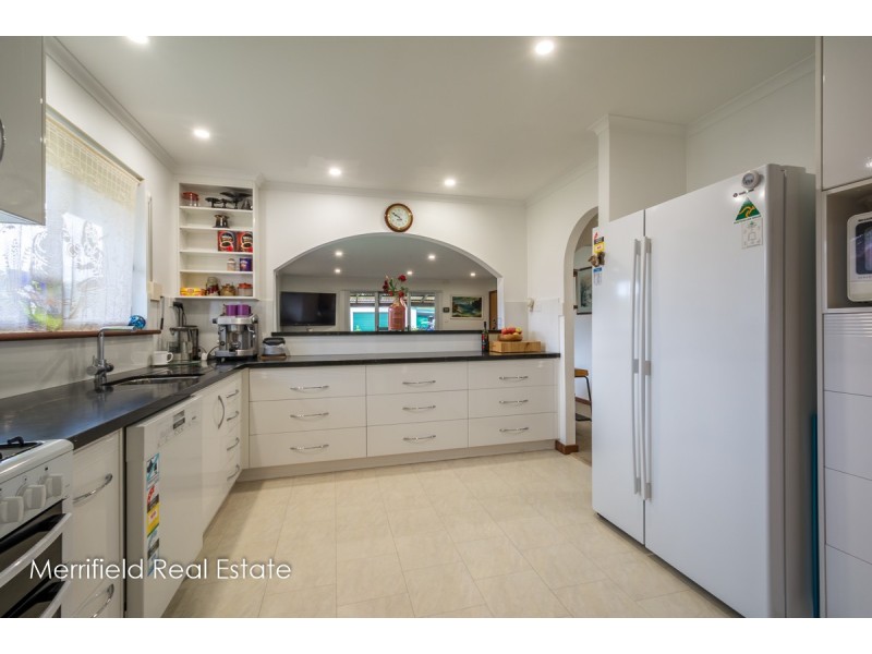 651 Frenchman Bay Road, Little Grove WA 6330