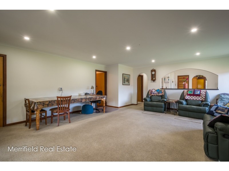 651 Frenchman Bay Road, Little Grove WA 6330