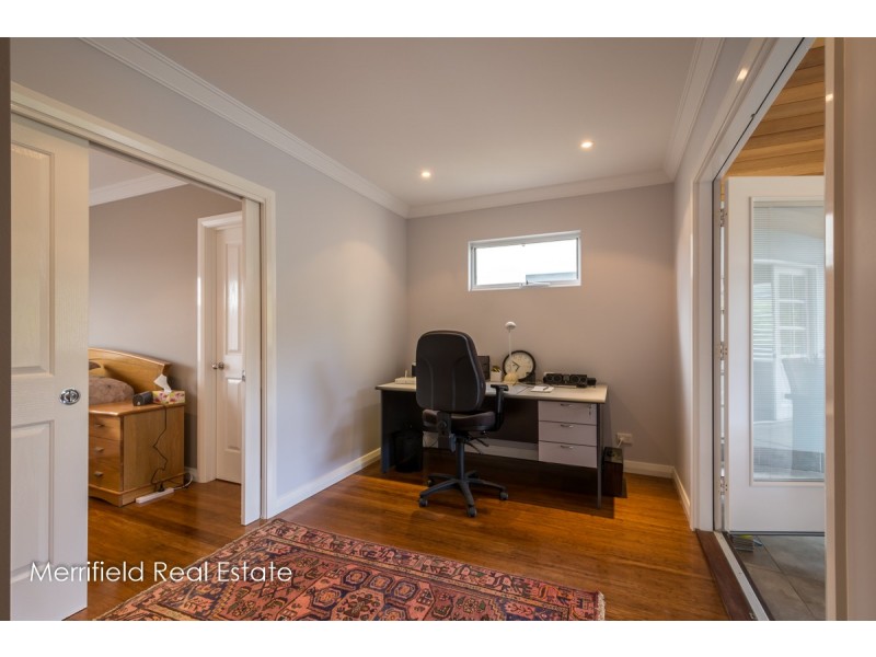 11 Barnett Street, Middleton Beach WA 6330