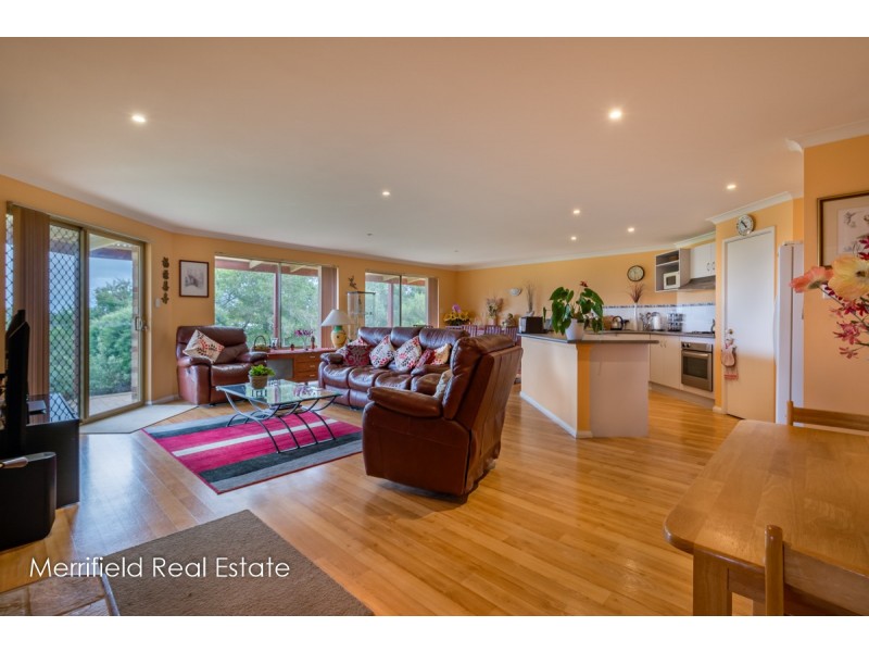 21 Hyde Court, Lower King WA 6330