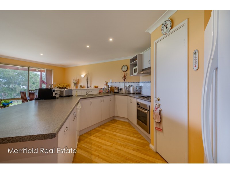 21 Hyde Court, Lower King WA 6330
