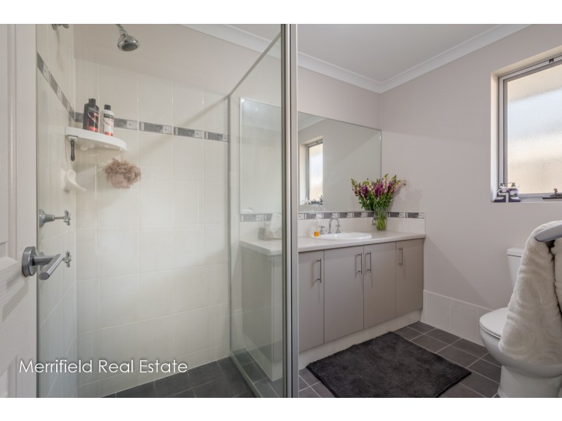 16 Mears Road, Yakamia WA 6330