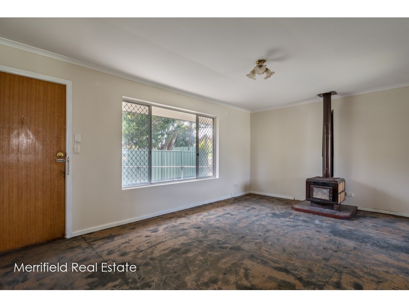 16 Wolfe Road, Gledhow WA 6330