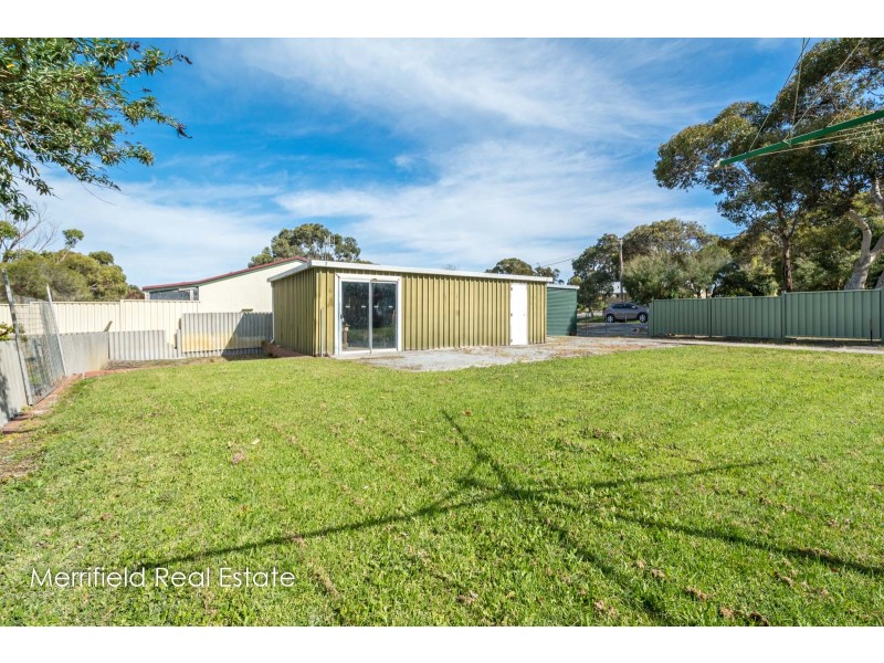 16 Wolfe Road, Gledhow WA 6330