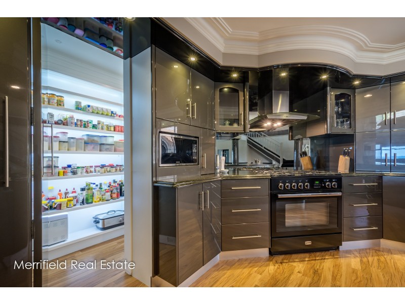 13 Tomlinson Crescent, Spencer Park WA 6330