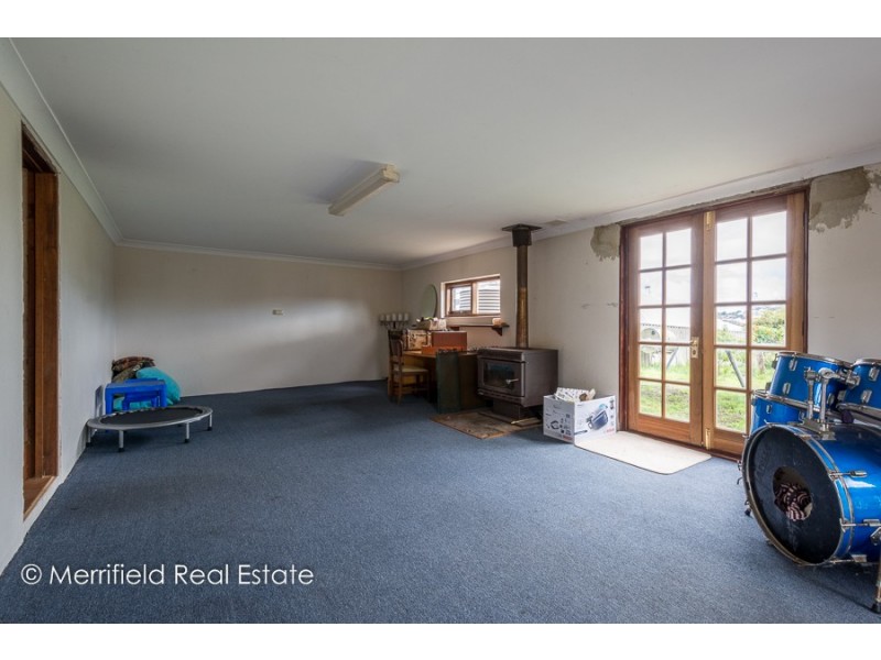 3 Ardeana Crescent, Yakamia WA 6330