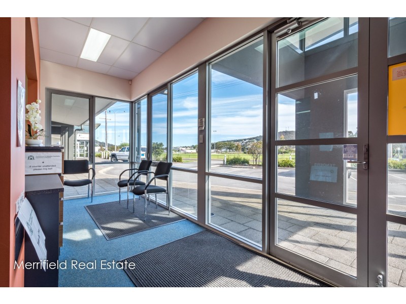 1 & 2/2 Barnesby Drive, Yakamia WA 6330