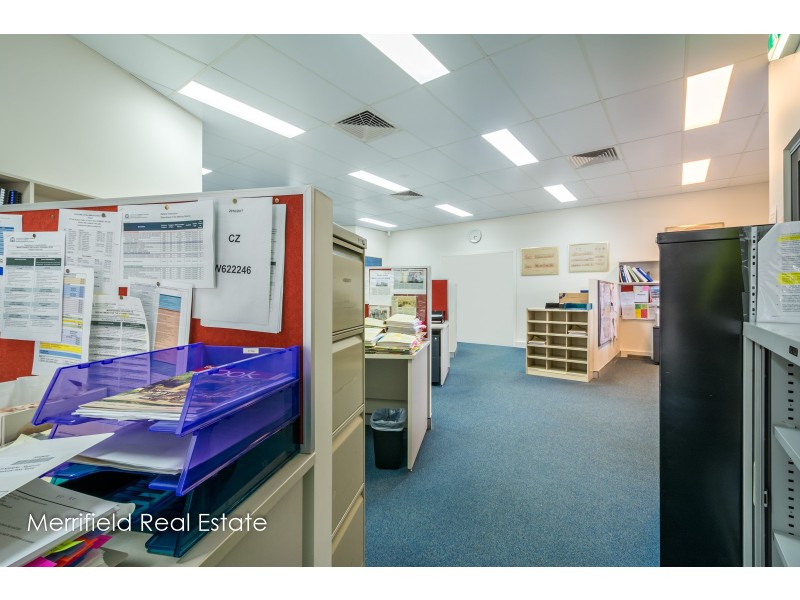 1 & 2/2 Barnesby Drive, Yakamia WA 6330