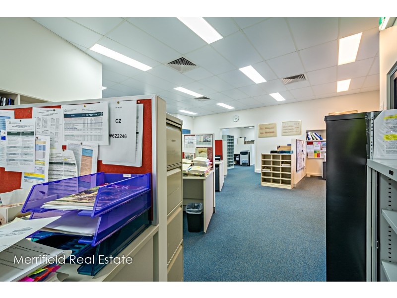 1 & 2/2 Barnesby Drive, Yakamia WA 6330