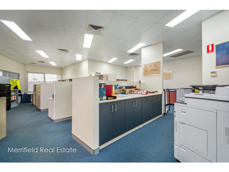 1 & 2/2 Barnesby Drive, Yakamia WA 6330