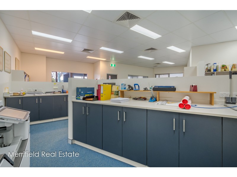 1 & 2/2 Barnesby Drive, Yakamia WA 6330