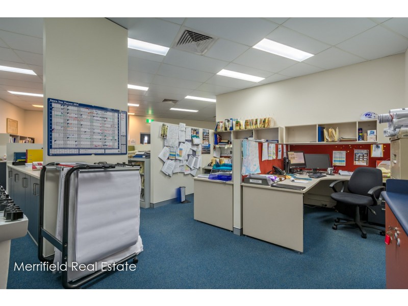 1 & 2/2 Barnesby Drive, Yakamia WA 6330