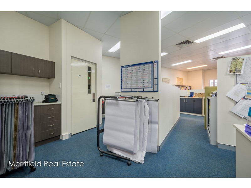 1 & 2/2 Barnesby Drive, Yakamia WA 6330
