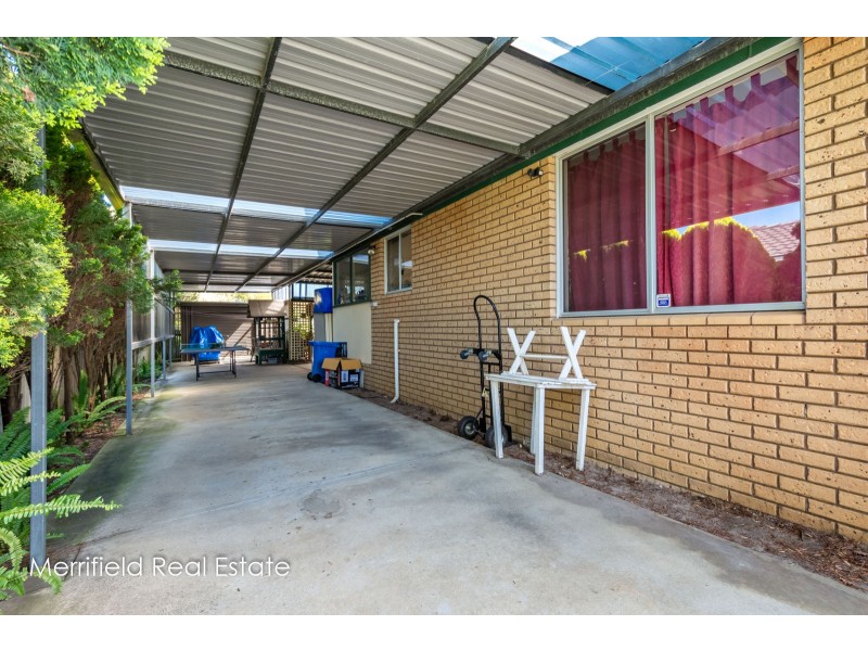 5 Lorenzo Way, Orana WA 6330