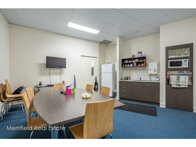 2/2 Barnesby Drive, Yakamia WA 6330