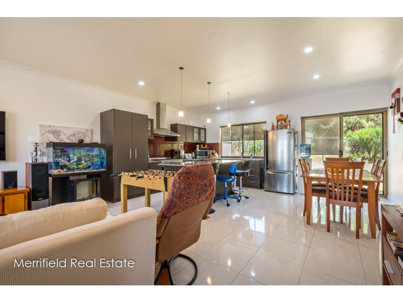 2/43 Wollaston Road, Middleton Beach WA 6330