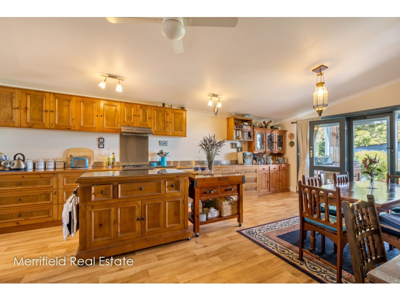 75 The Esplanade, Lower King WA 6330