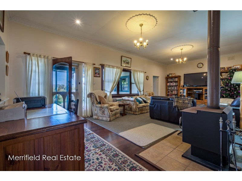 75 The Esplanade, Lower King WA 6330