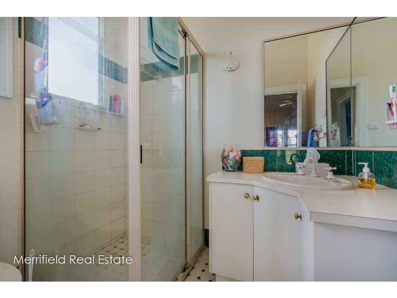 75 The Esplanade, Lower King WA 6330