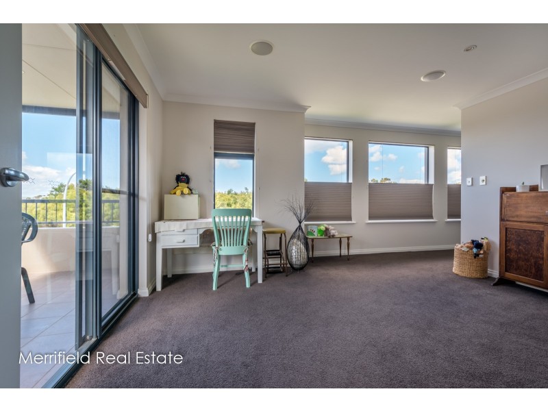 33 Lake Seppings Drive, Mira Mar WA 6330