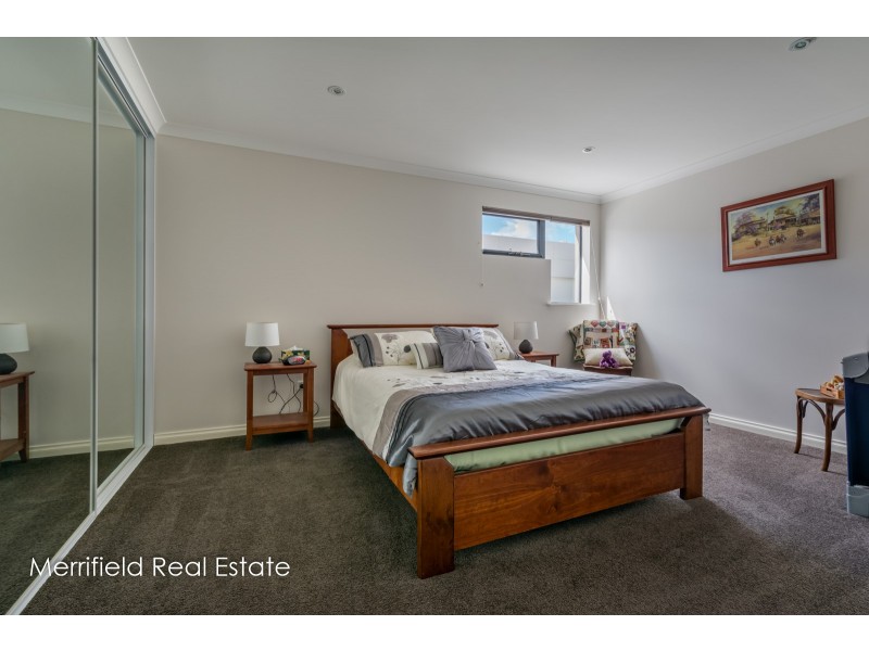 33 Lake Seppings Drive, Mira Mar WA 6330