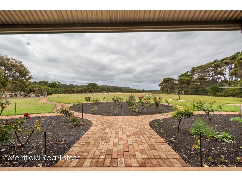 8 Puls Road, Torbay WA 6330