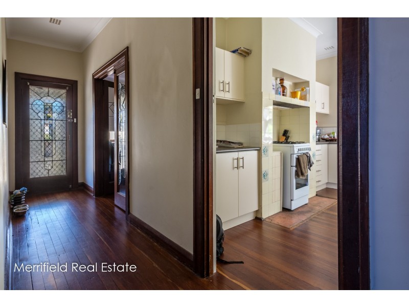 4 Camfield Street, Mount Melville WA 6330