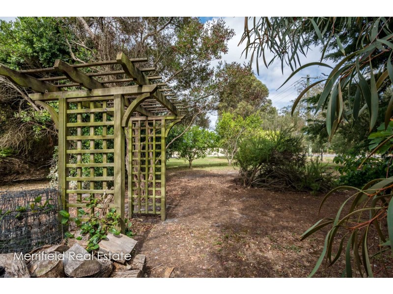 40 Clydesdale Road, Mckail WA 6330