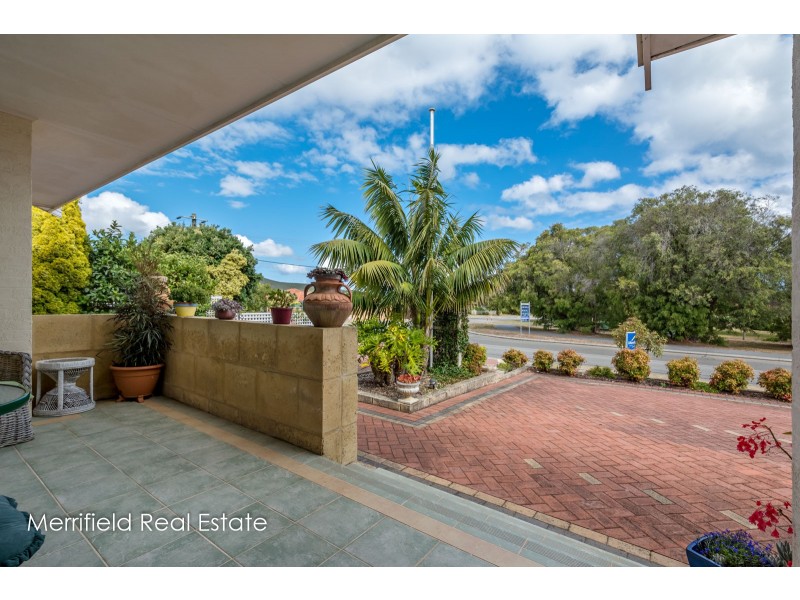 74 Mermaid Avenue, Emu Point WA 6330