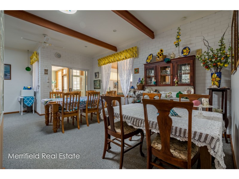 74 Mermaid Avenue, Emu Point WA 6330