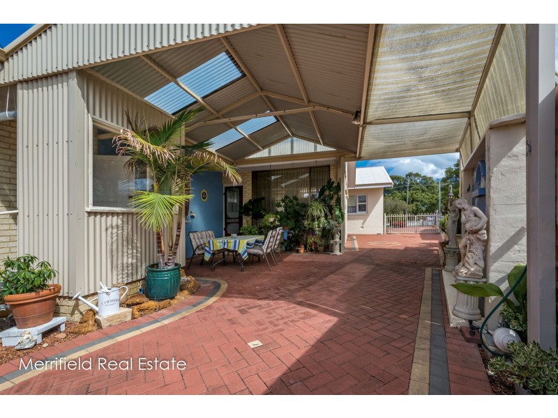 74 Mermaid Avenue, Emu Point WA 6330