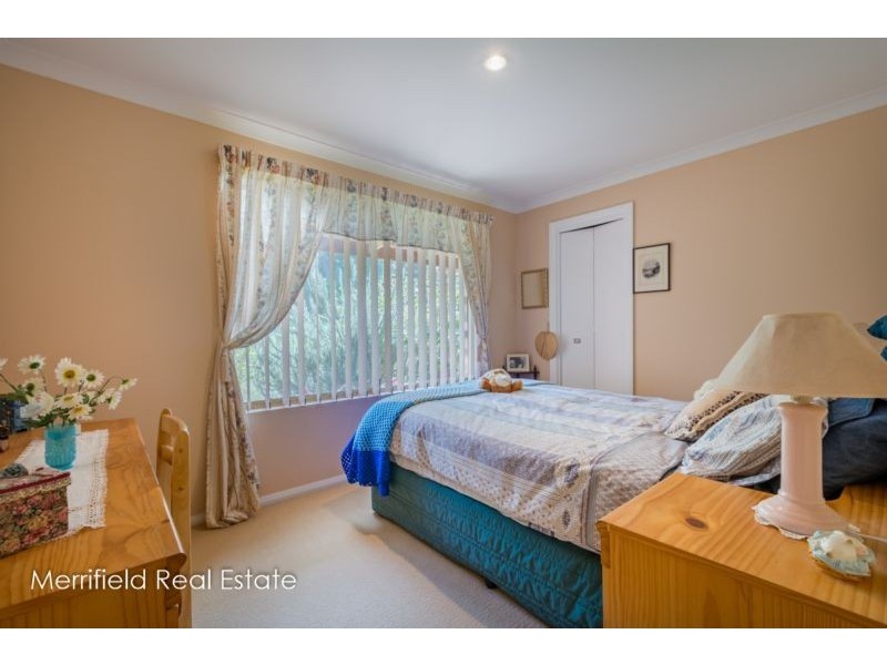 21 Hyde Court, Lower King WA 6330