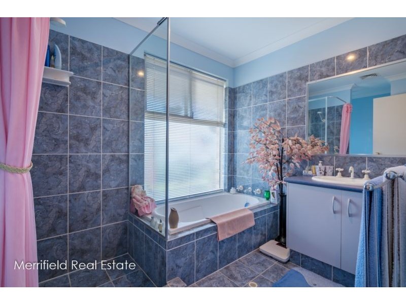 21 Hyde Court, Lower King WA 6330