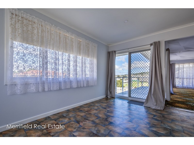 1 Ardeana Crescent, Yakamia WA 6330