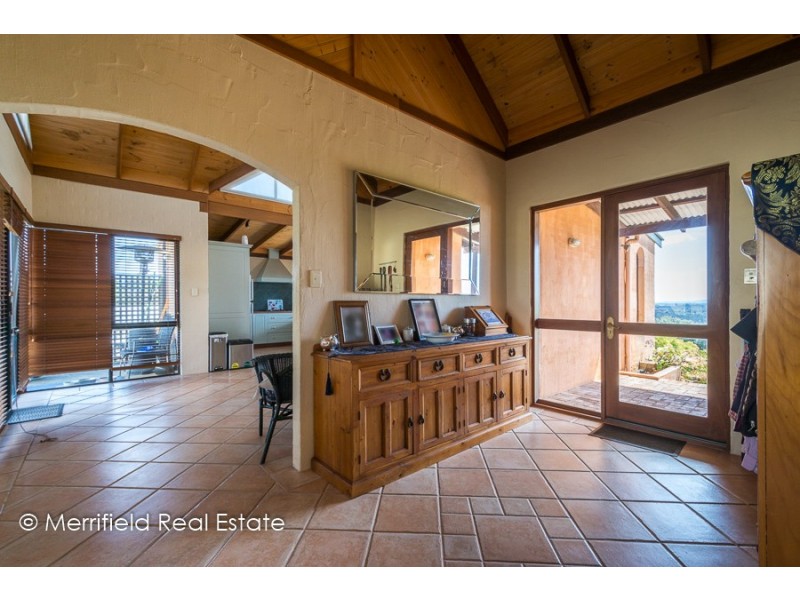 13 Melrose Street, Mount Melville WA 6330