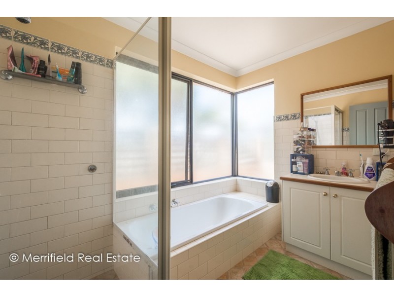 13 Melrose Street, Mount Melville WA 6330