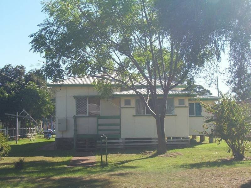 14 Reen Street, Kingaroy QLD 4610
