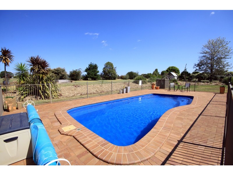 4 Brittany Court, Kingaroy QLD 4610