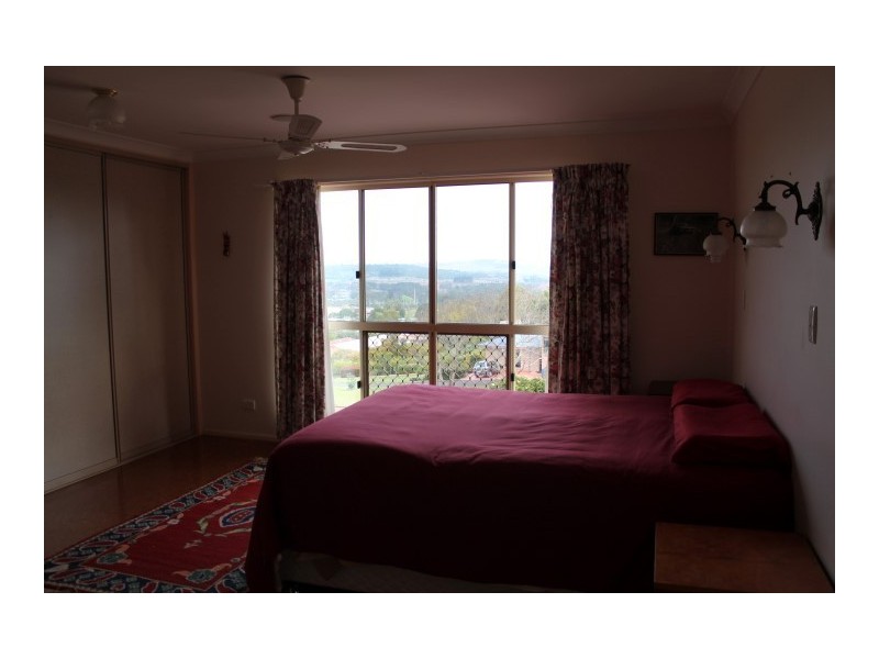 34 Nolan Drive, Kingaroy QLD 4610