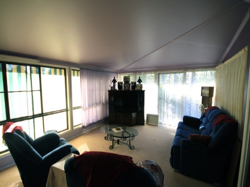 301 Carbeen Crescent, Nanango QLD 4615